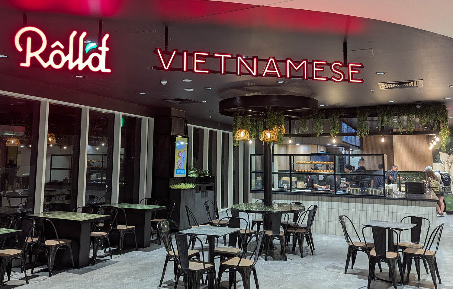 Roll'd Vietnamese Darwin Airport